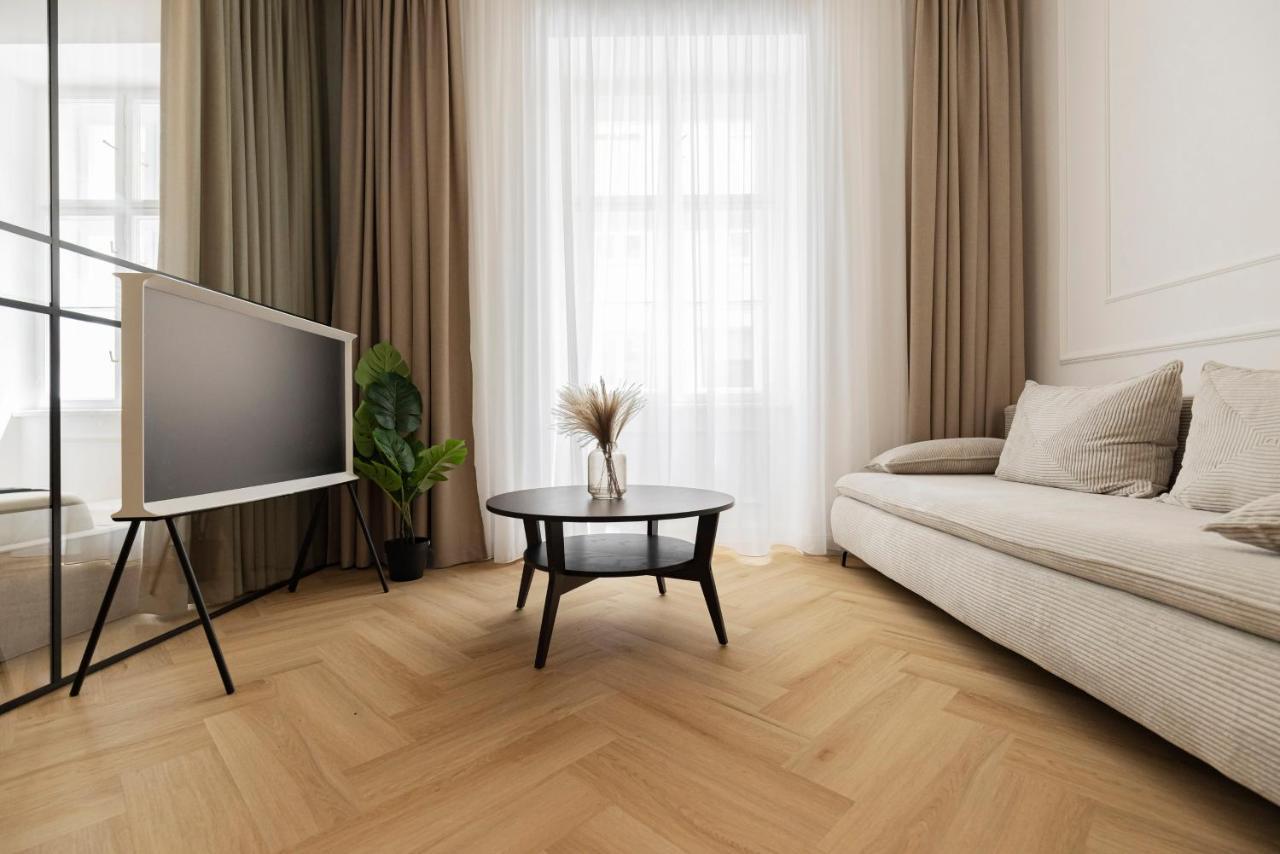 Geneve - Old Town Apartment Μπρατισλάβα Εξωτερικό φωτογραφία